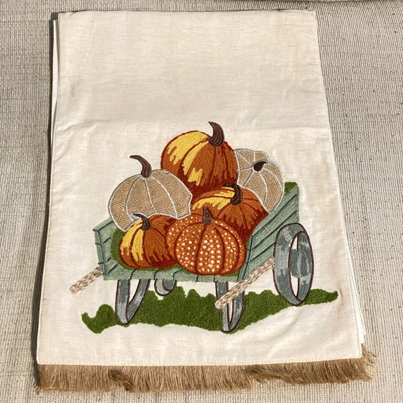 Pier 1 fall harvest pumpkin table runner - Picture 2 of 6